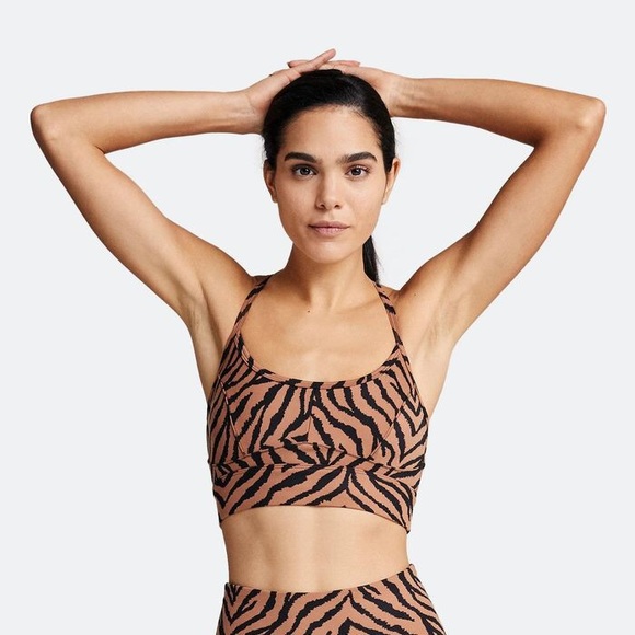 VARLEY Tiger Print Sports Bra - Picture 6 of 6